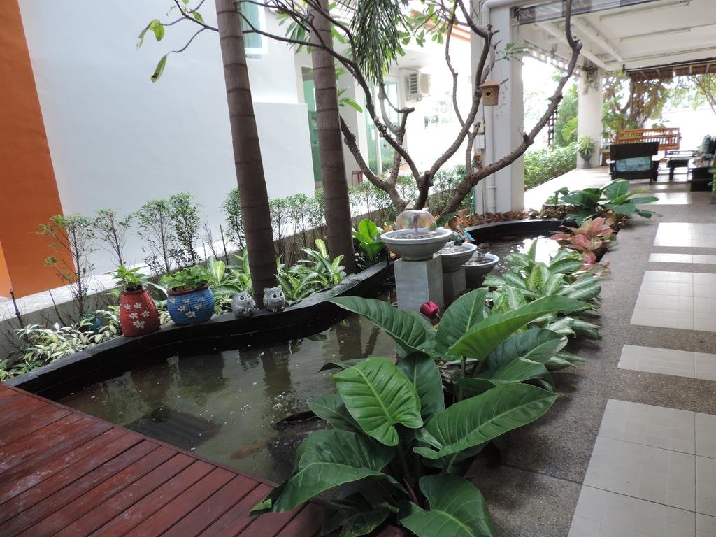 The Garden Living 3