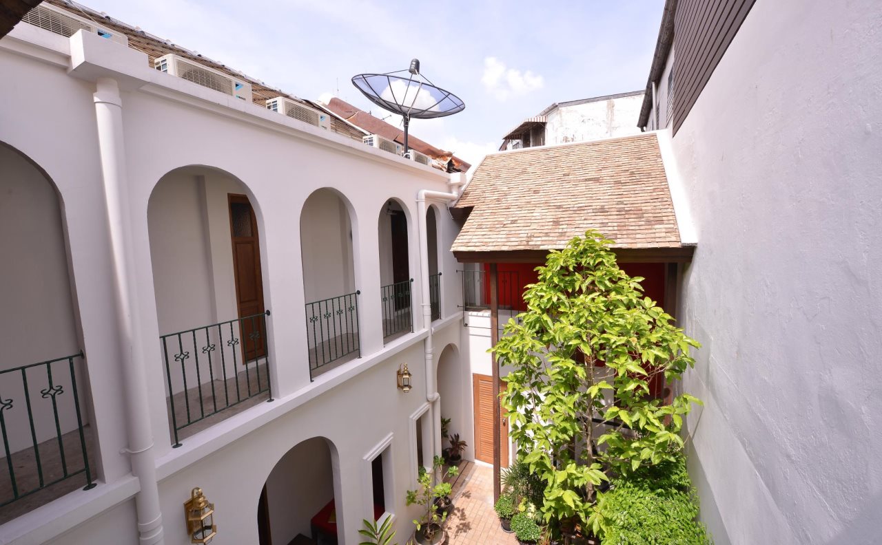 Neighbor Phuthon Boutique Hostel 11