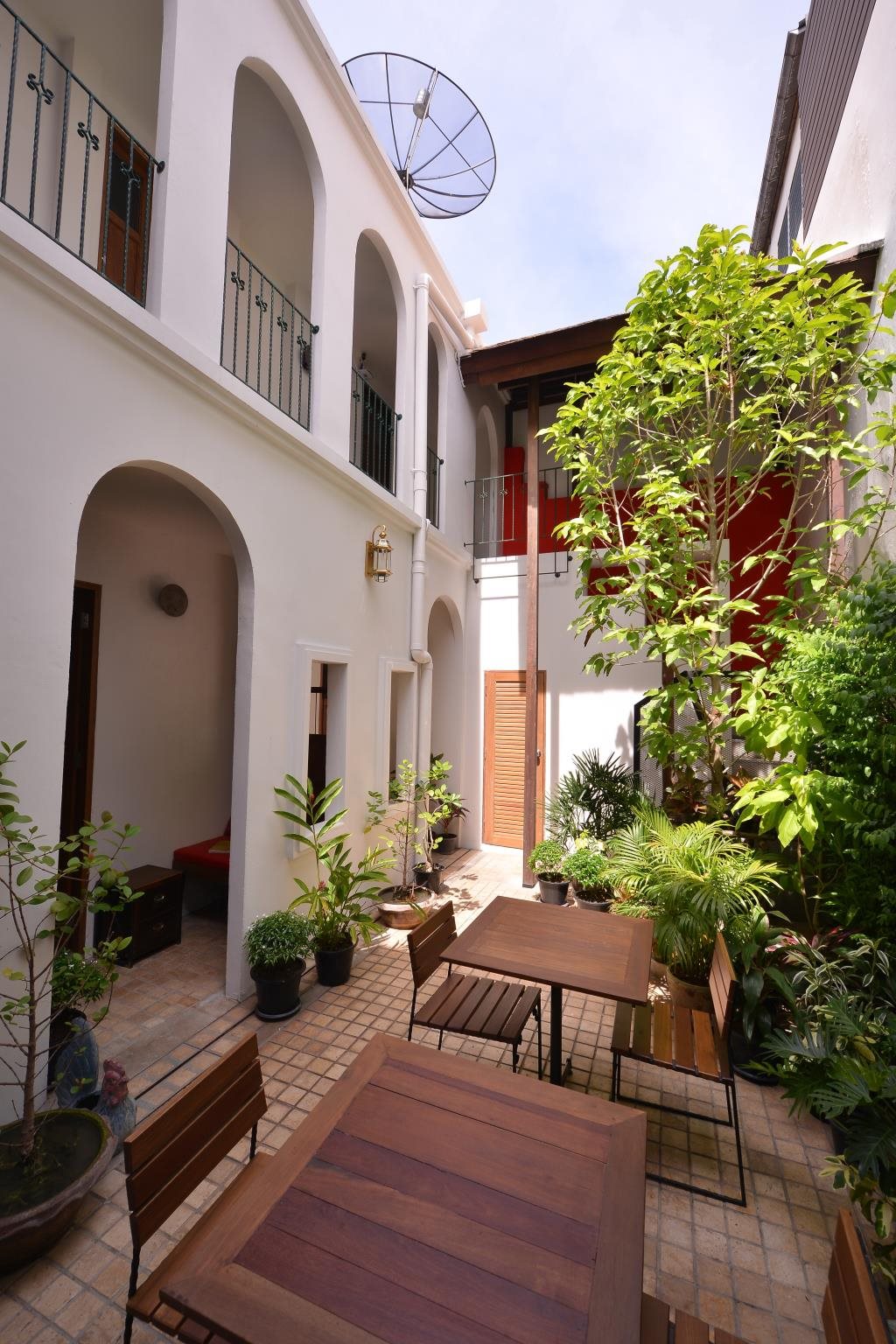 Neighbor Phuthon Boutique Hostel 3