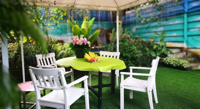 Barefeet Naturist Resort 20