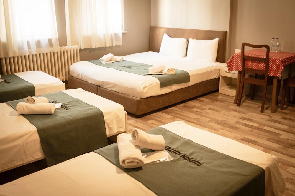 Puffin Suites & Rooms 5