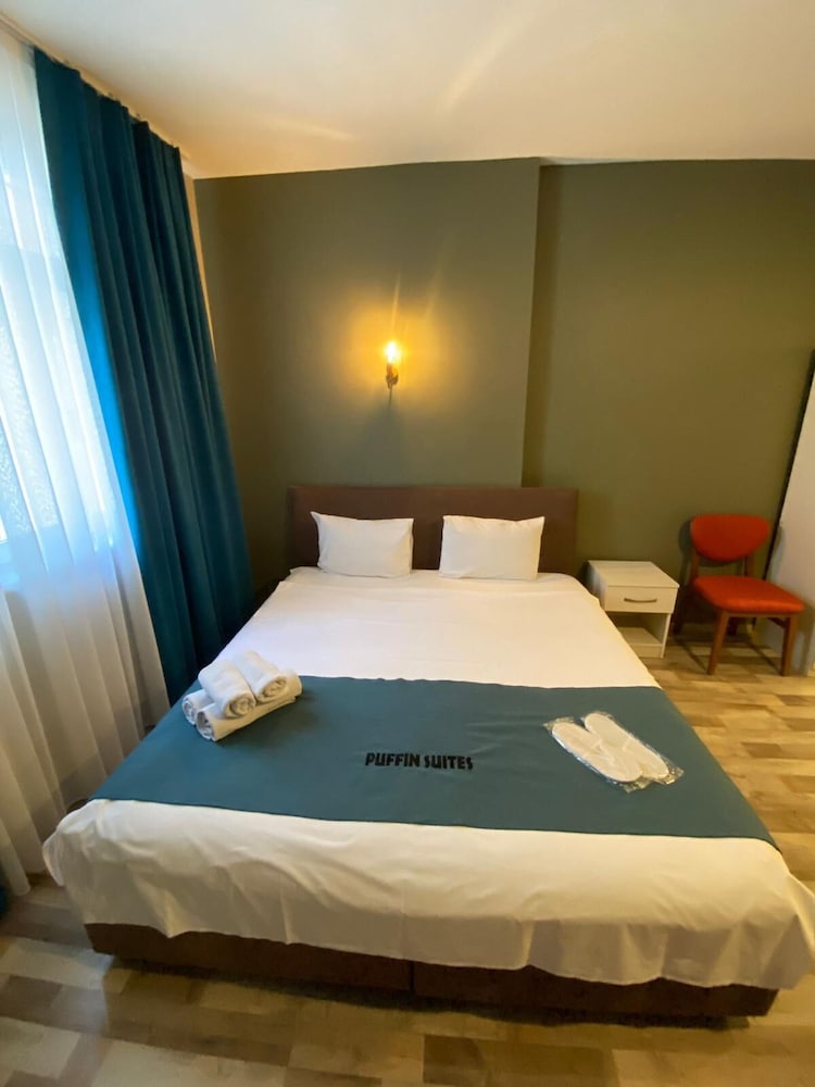 Puffin Suites & Rooms 23