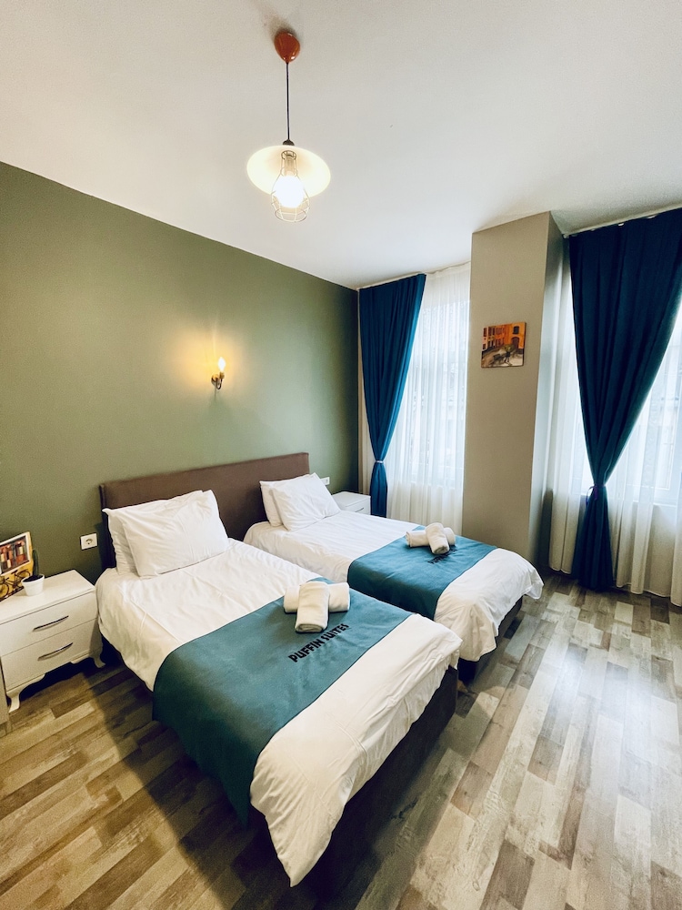 Puffin Suites & Rooms 24