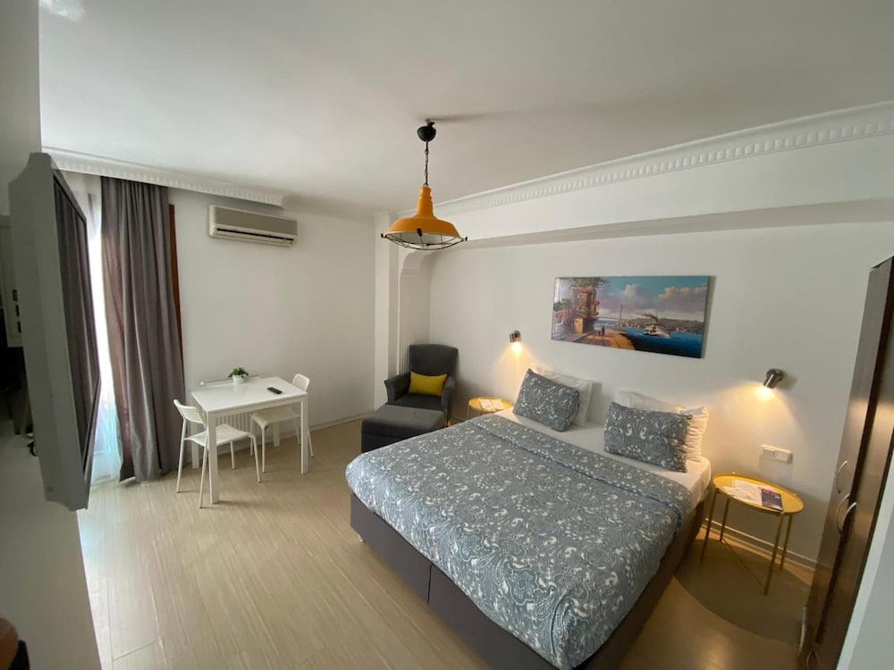 Flats Company - Karakoy Apartment 18