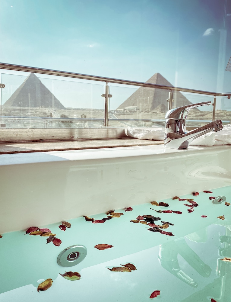 Best View Pyramids Hotel 20