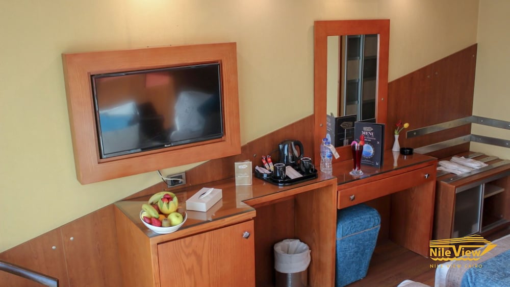 Nile View Jewel 22