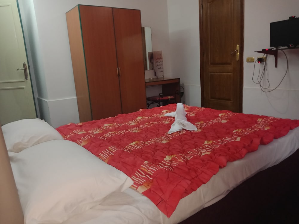 Invitation Hotel 19