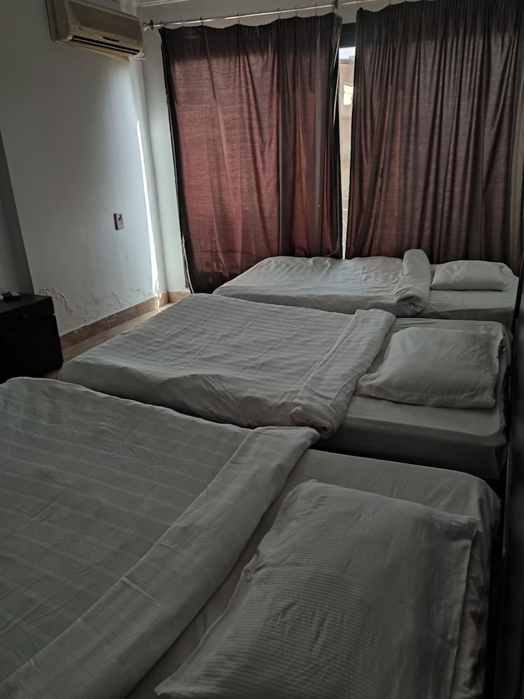 Invitation Hotel 16