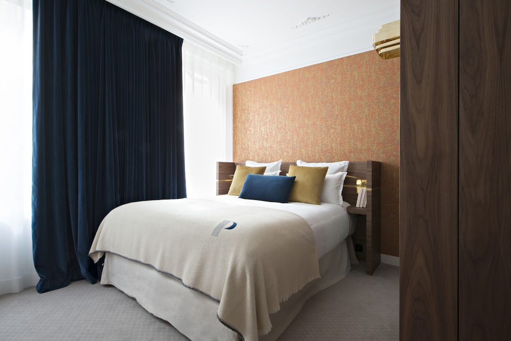 Hôtel Parister 10