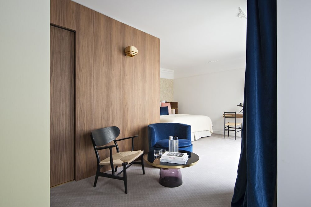 Hôtel Parister 23