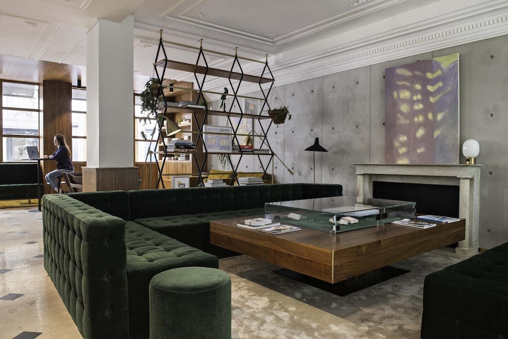 Hôtel Parister 7