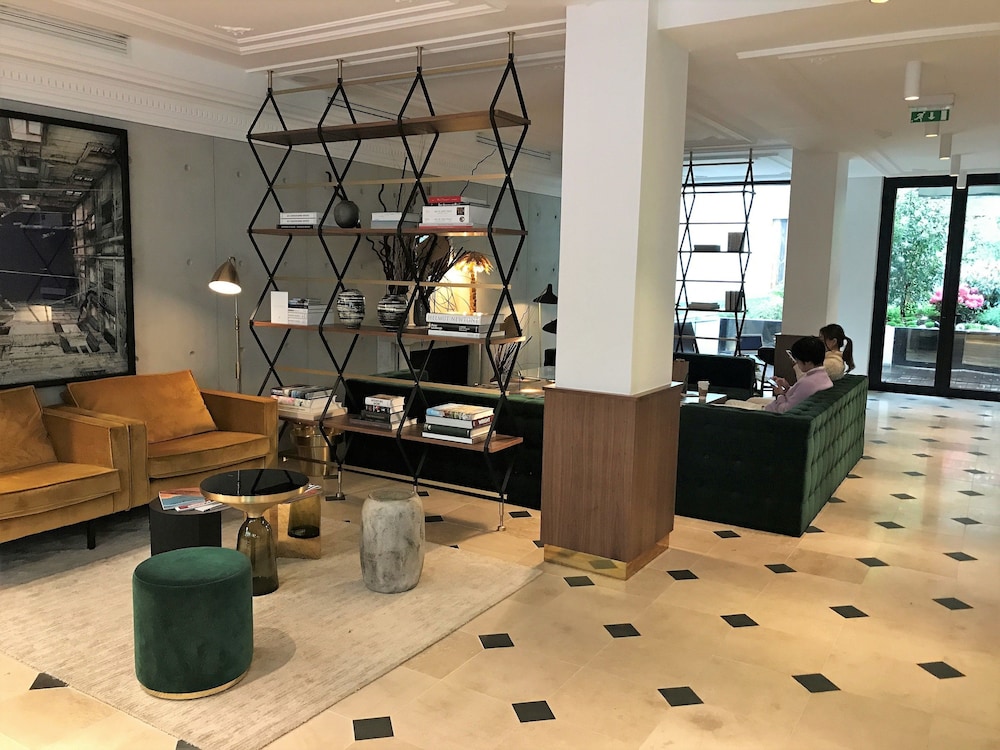 Hôtel Parister 9