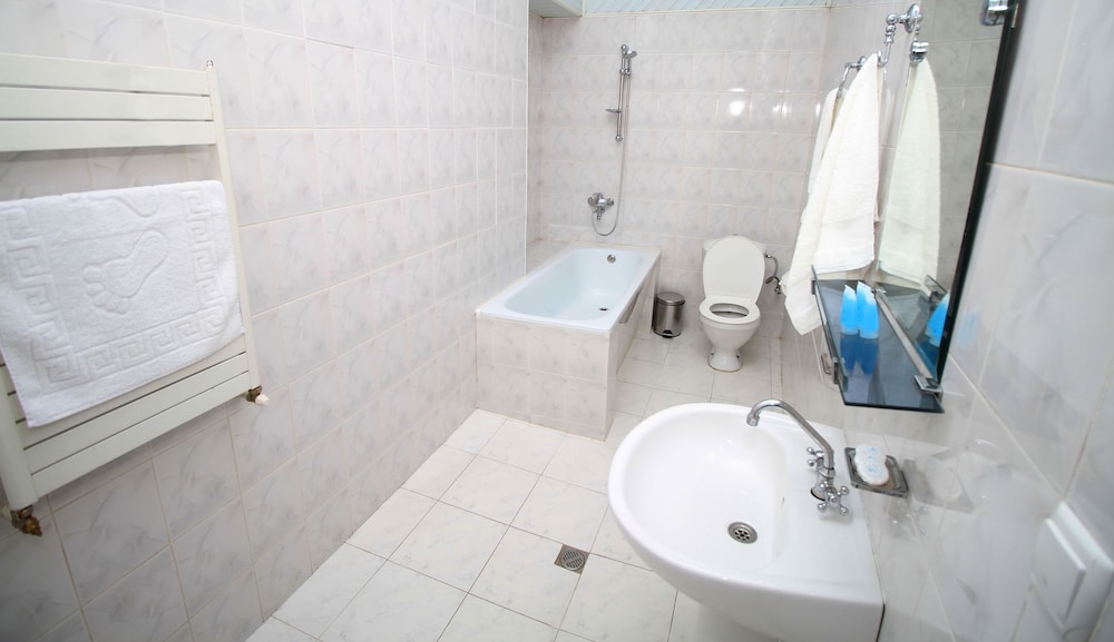 Villa Old Sololaki 21