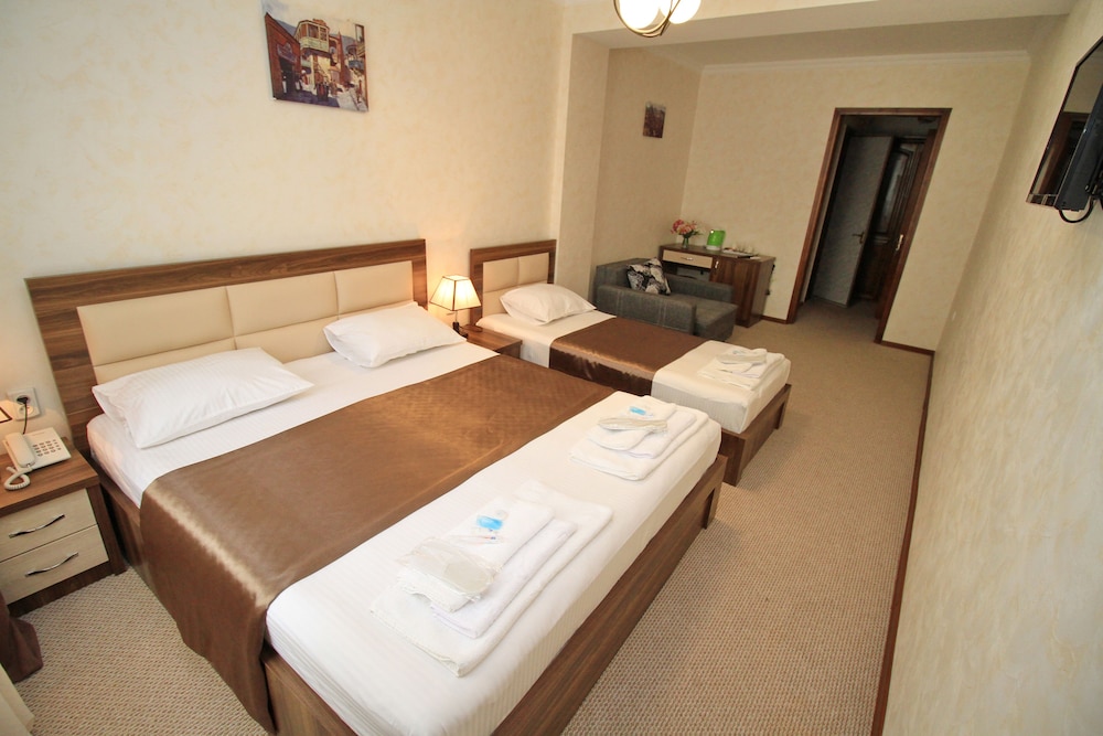 Villa Old Sololaki 10