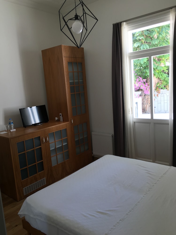 Serguzest Otel 9