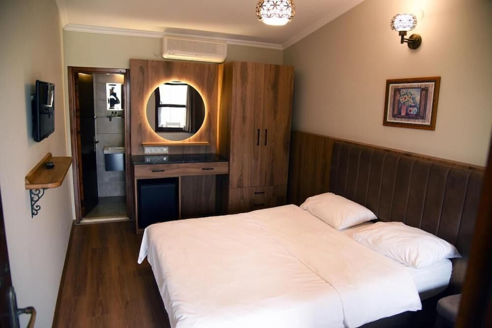 Fener Motel 8