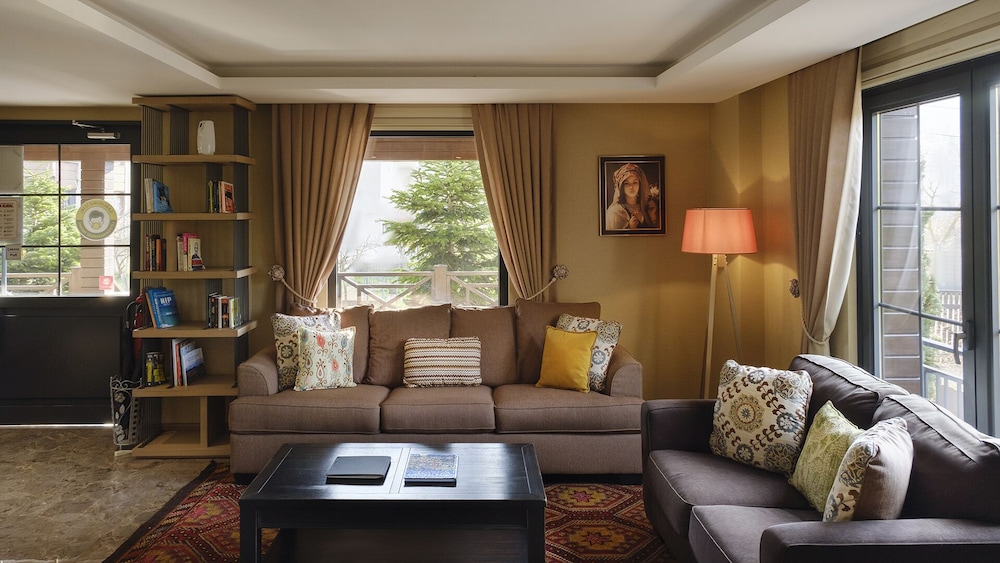 Mata Boutique Hotel 4