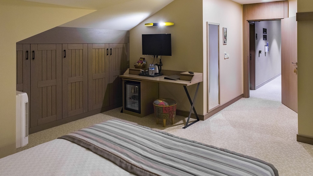 Mata Boutique Hotel 10