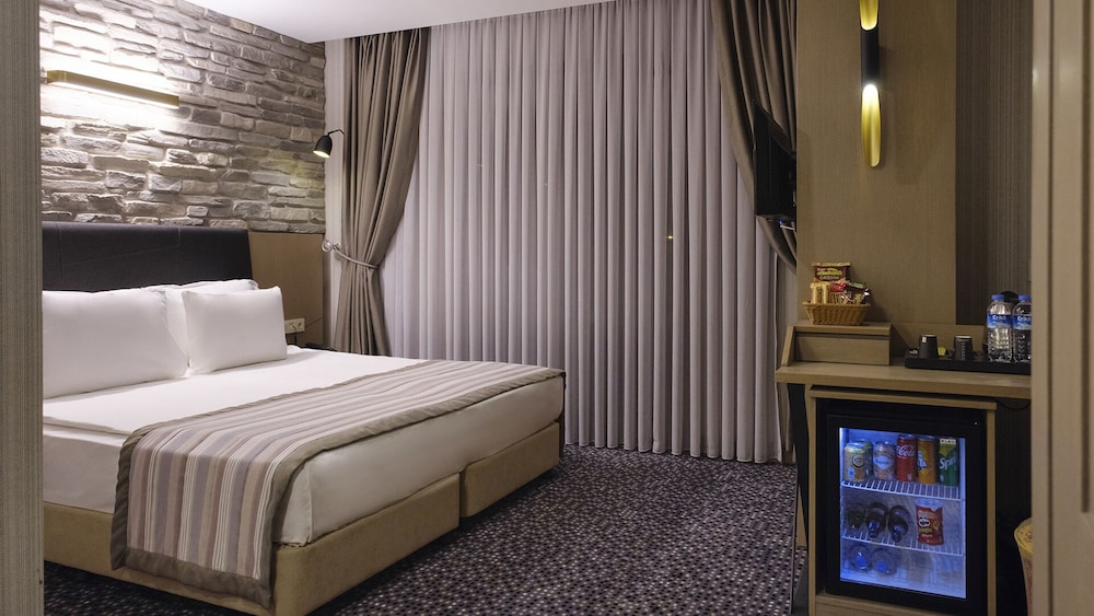 Mata Boutique Hotel 14