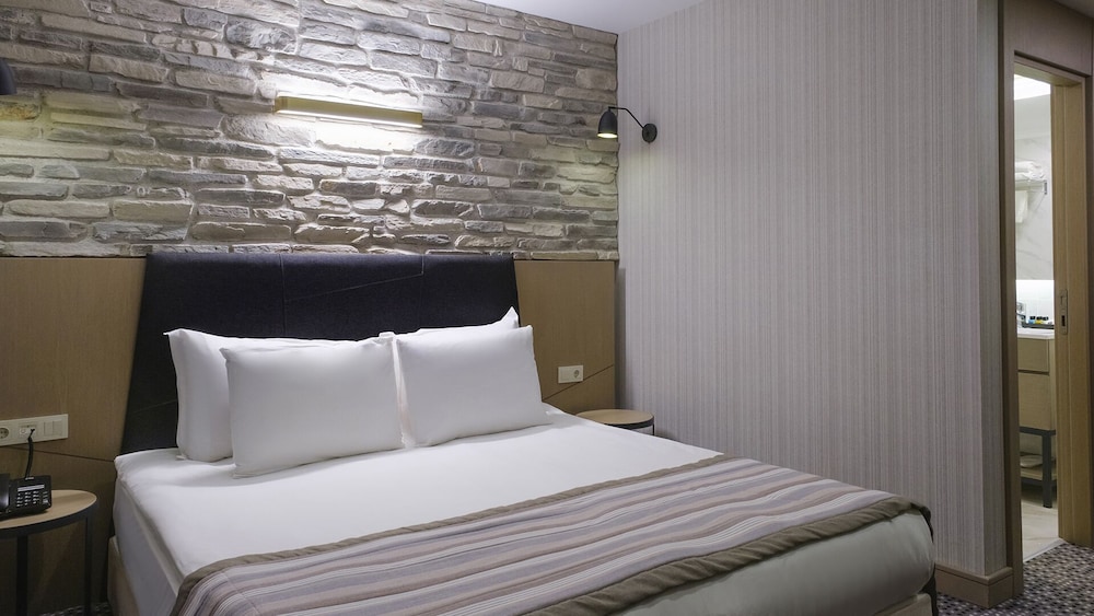 Mata Boutique Hotel 23