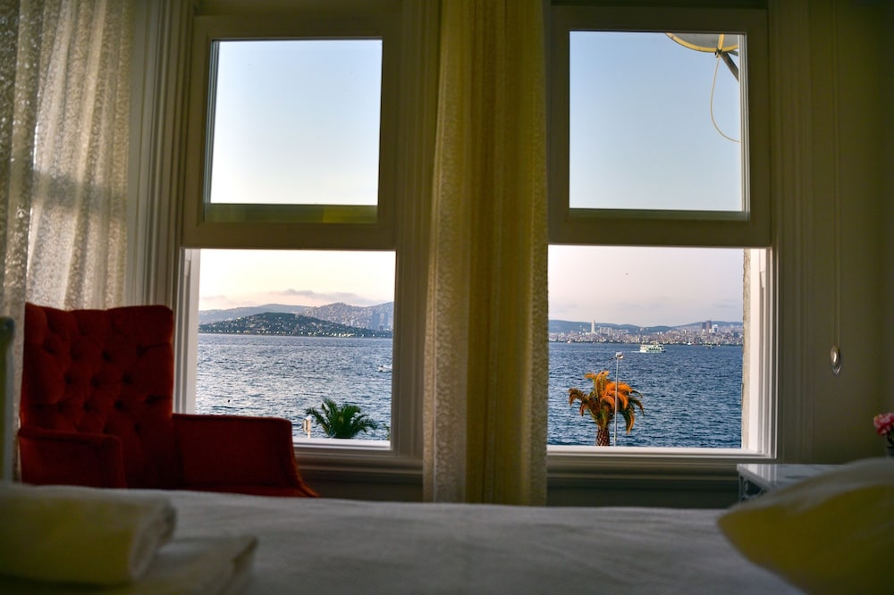 Büyükada Port Hotel 7