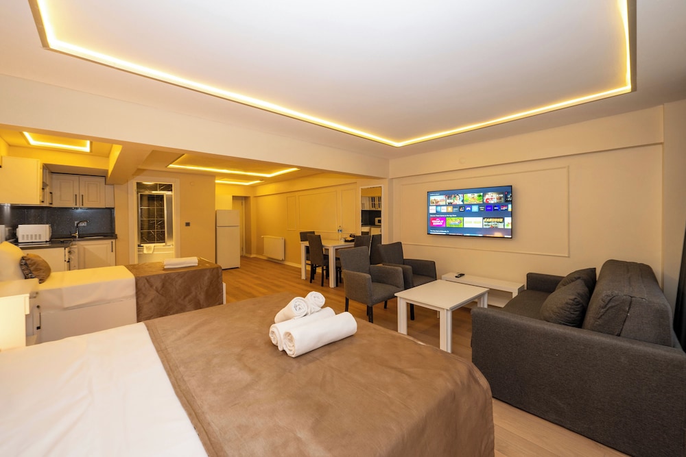 Aiza Suites 24