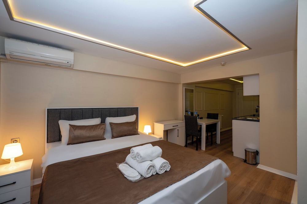 Aiza Suites 20