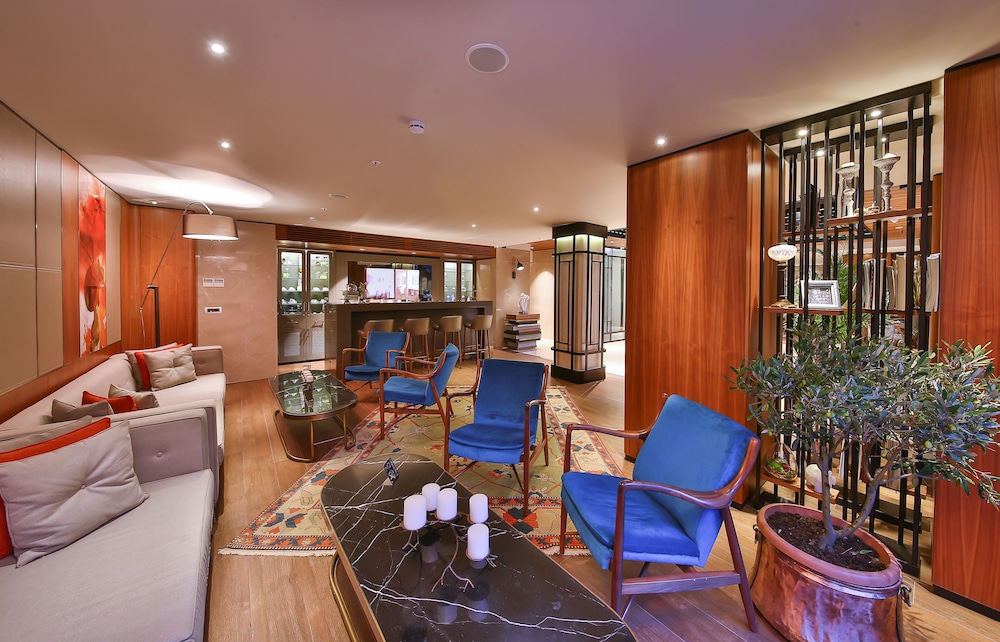 Tzl Suites 9