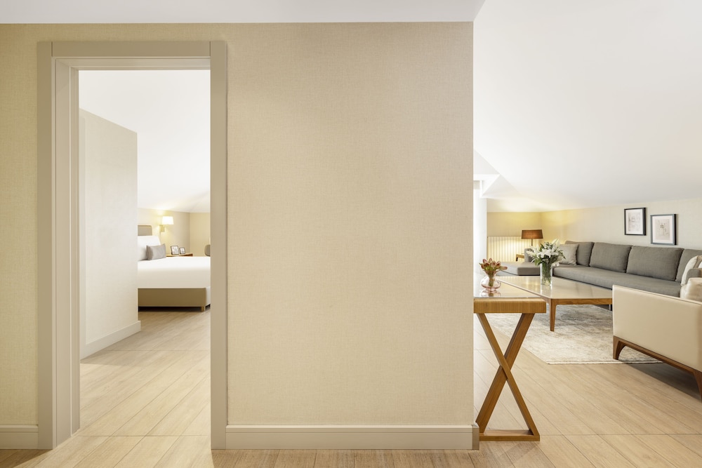 Tzl Suites 24