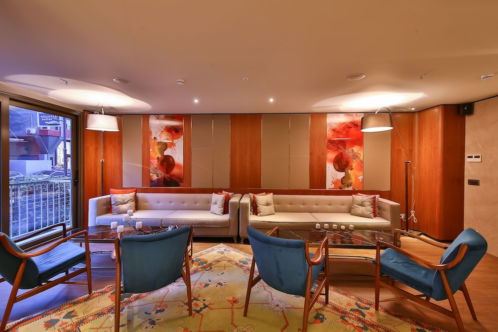 Tzl Suites 8