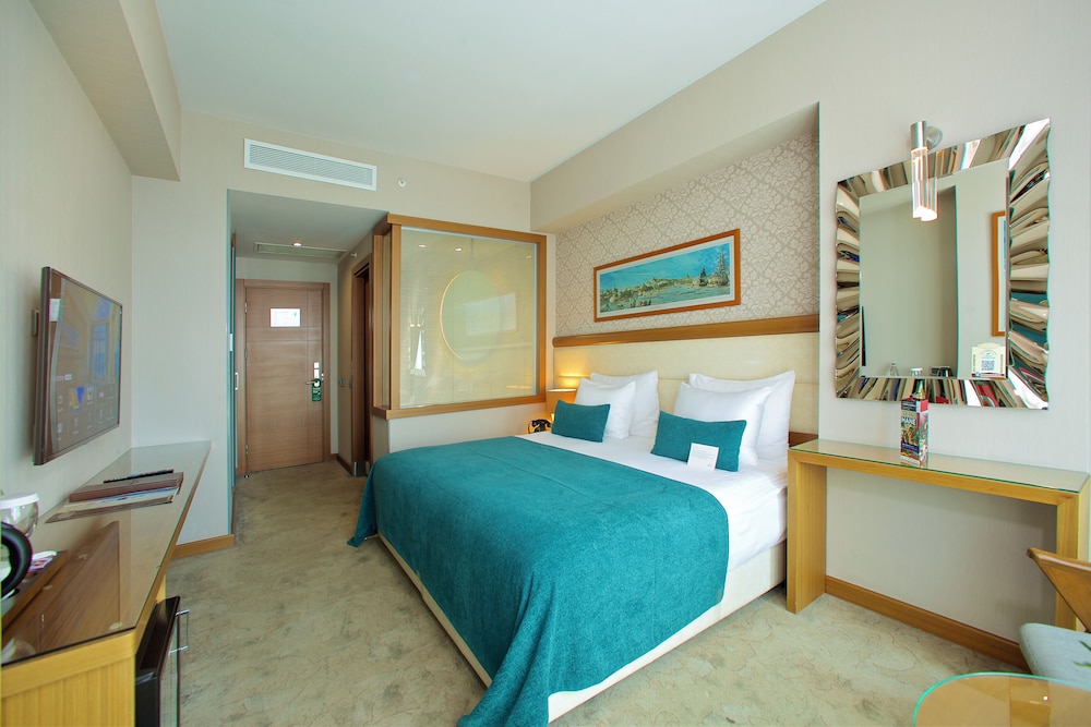 Hotel Momento Golden Horn 12
