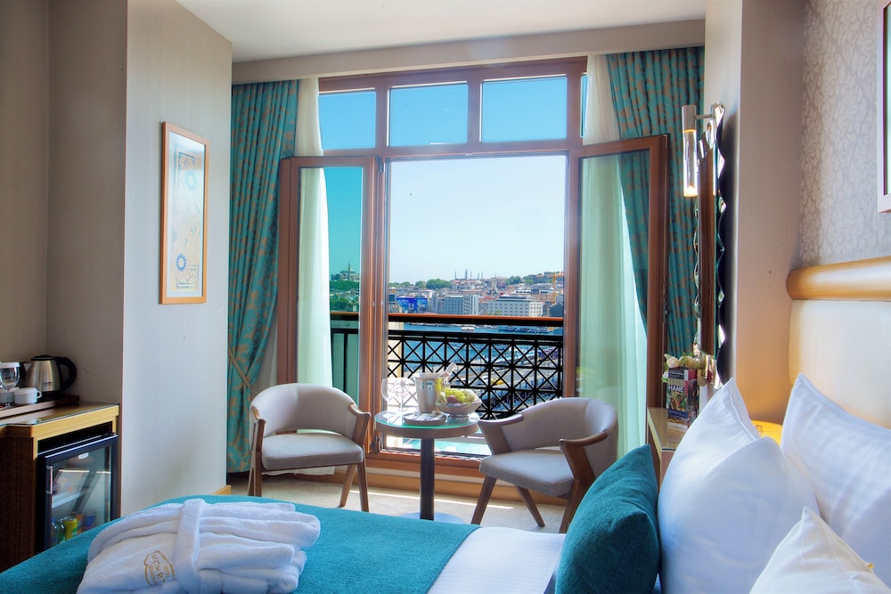 Hotel Momento Golden Horn 11