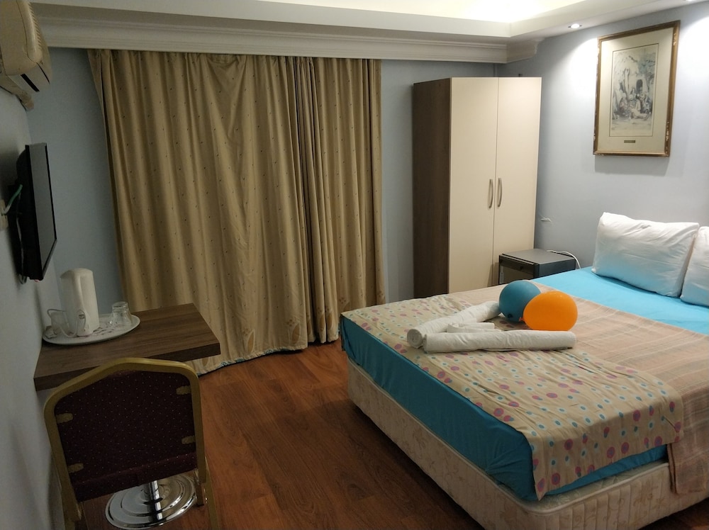 Nest Hotel 6
