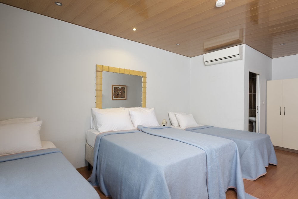 Nest Hotel 11