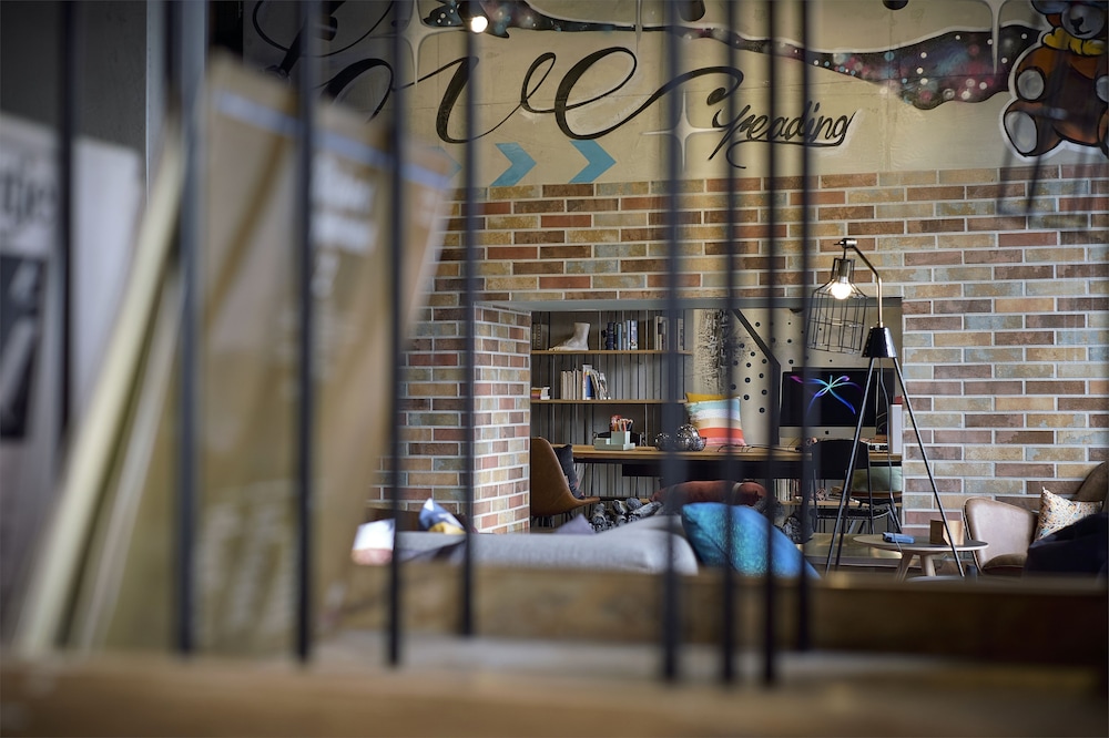 Moxy Berlin Humboldthain Park 2