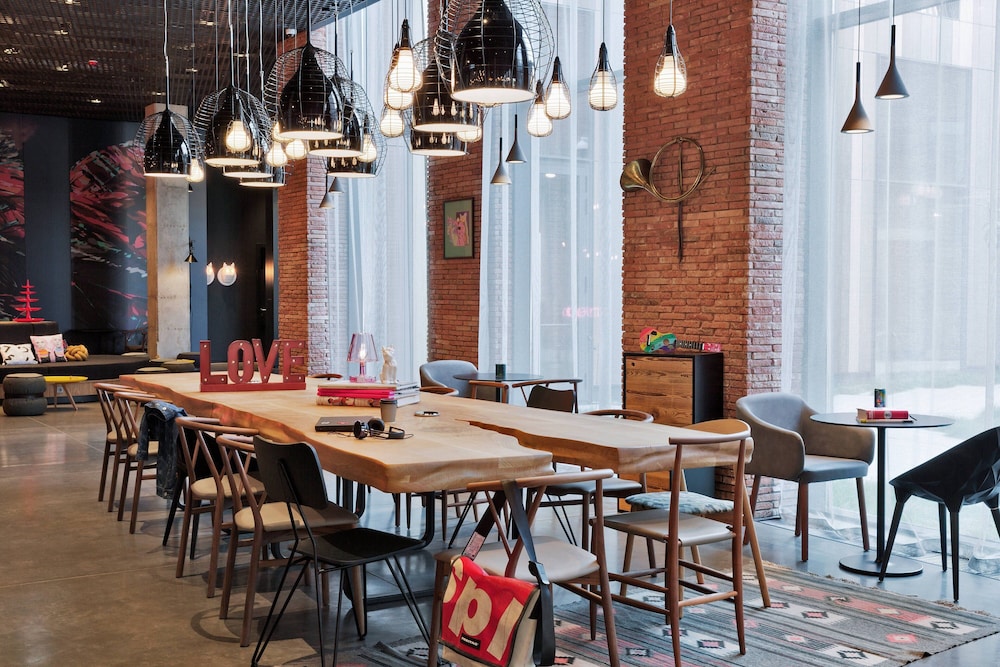 Moxy Tbilisi 21