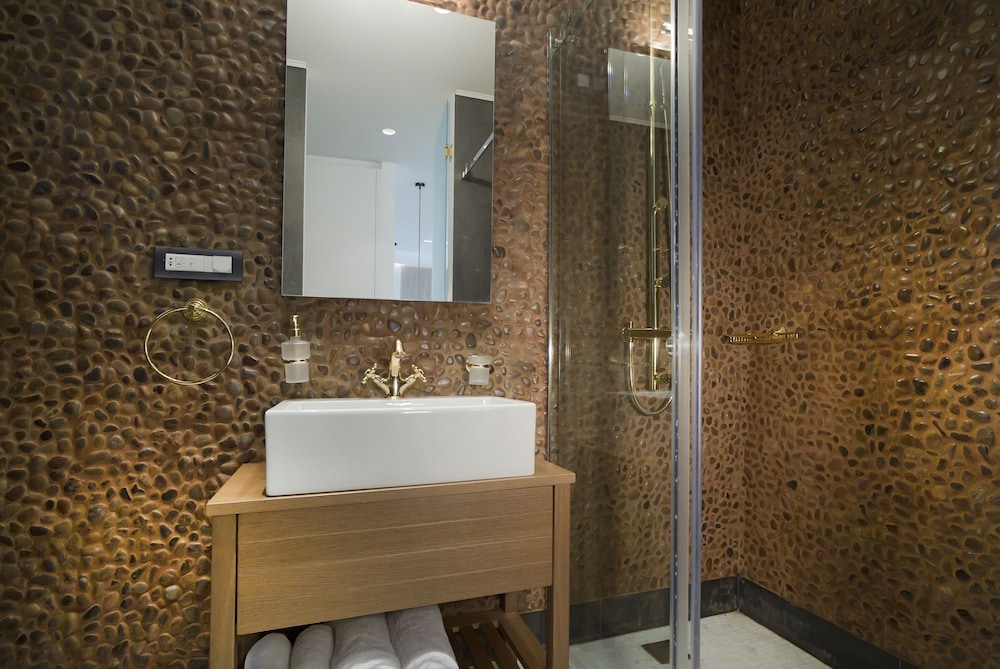 NLH Fix Hotel - Neighborhood Lifestyle Hotels 9