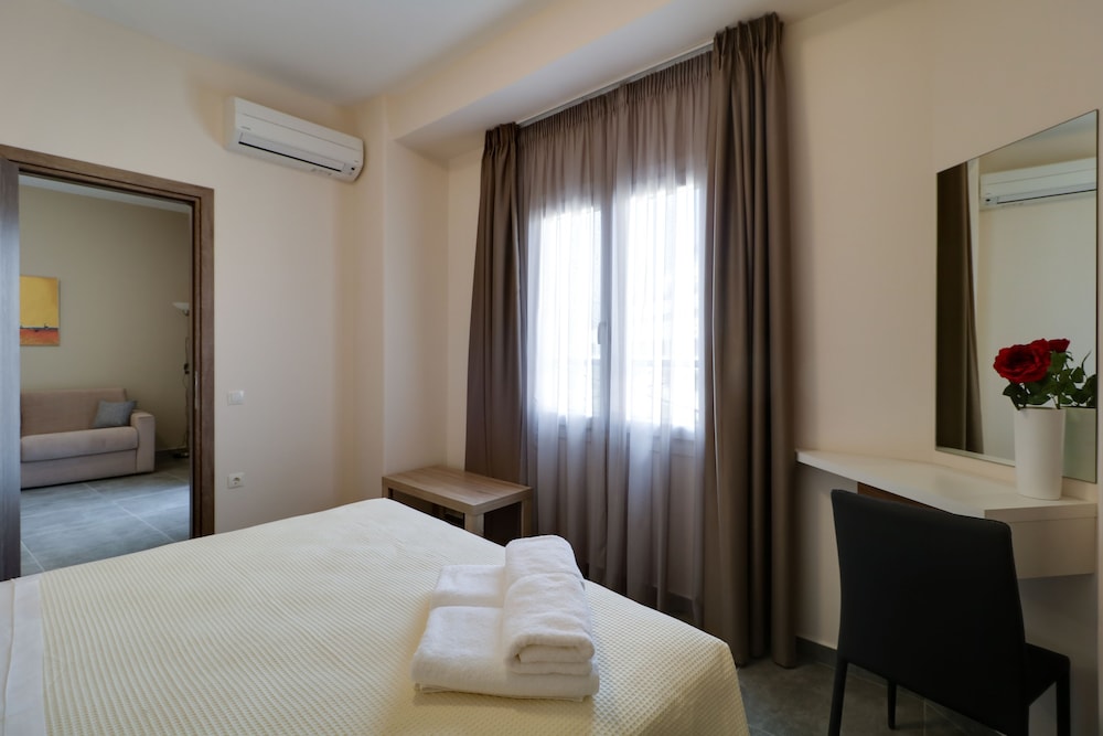 Athens Comfort Suites & Apartments 3