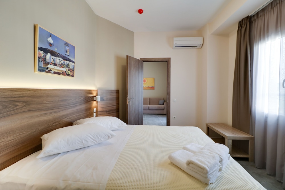 Athens Comfort Suites & Apartments 8