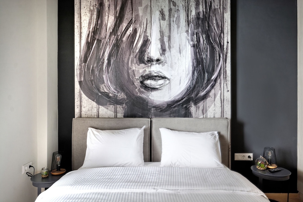 Muses Residence 23