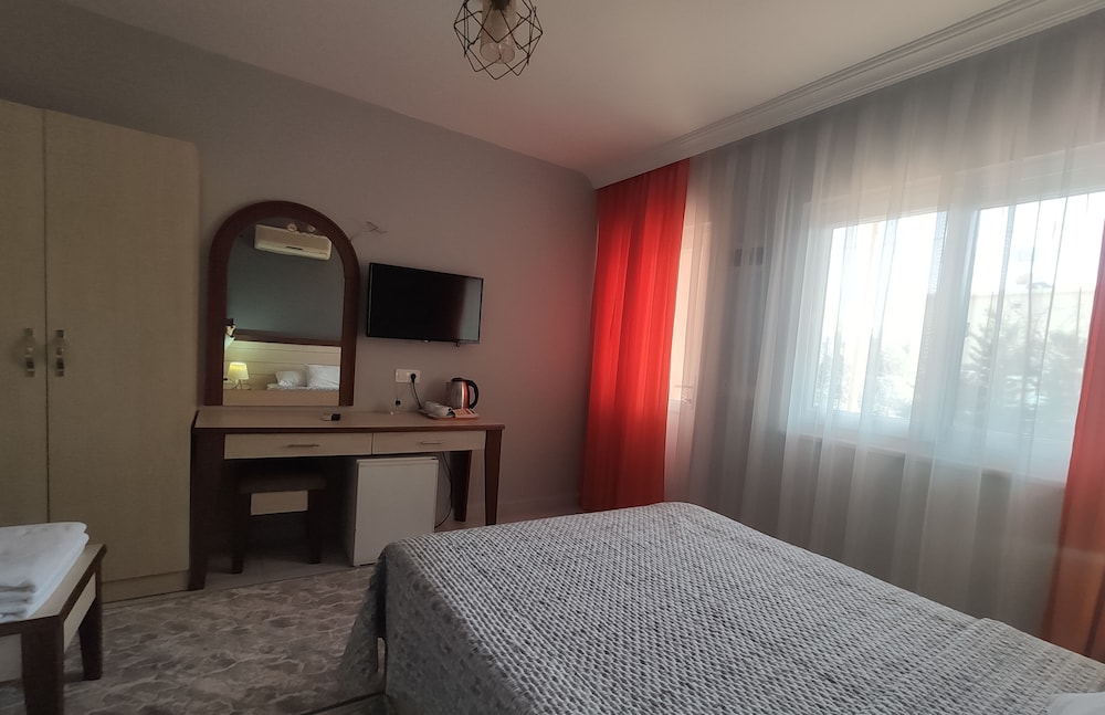 Nostalgia World Hotel 1