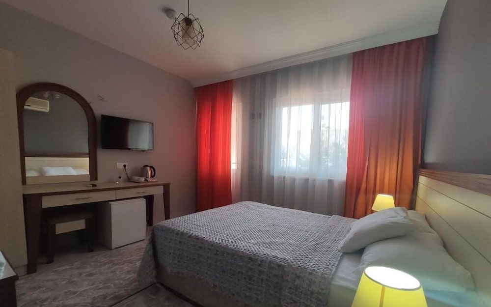 Nostalgia World Hotel 10