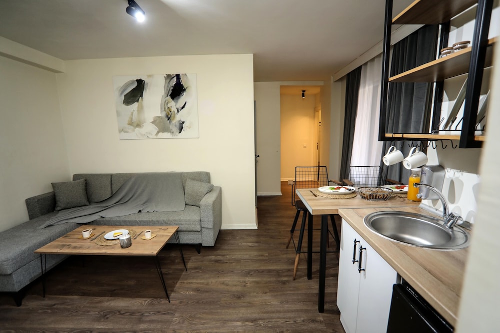 Arkem Hotel & Suite 1 3