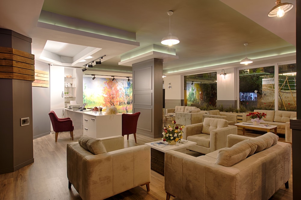HMA Hotel & Suites 9