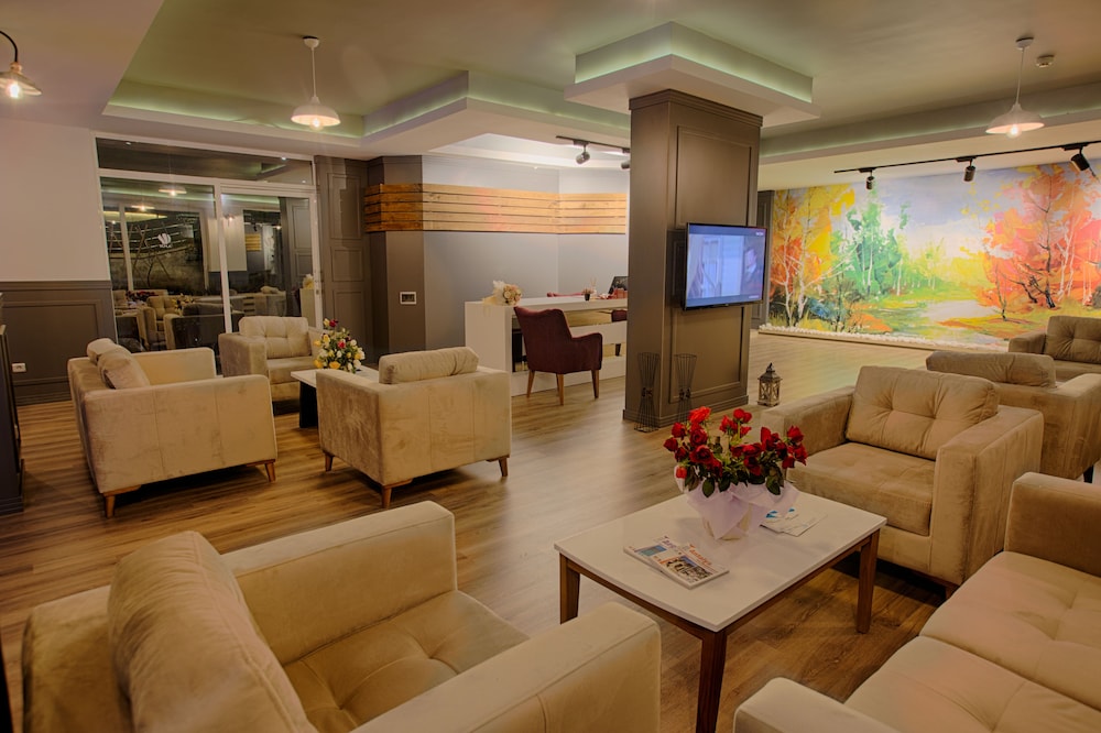 HMA Hotel & Suites 4
