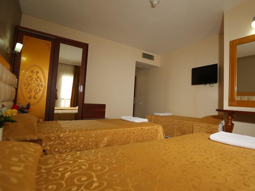 Hotel Kayalar 18