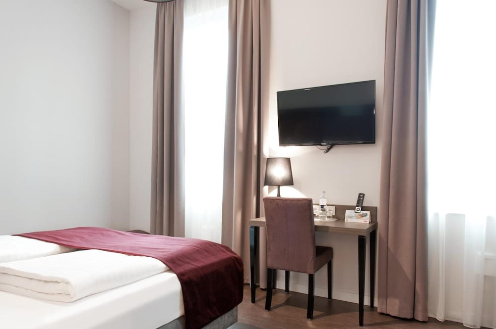 Hotel Arena an der Friedberger Warte 15