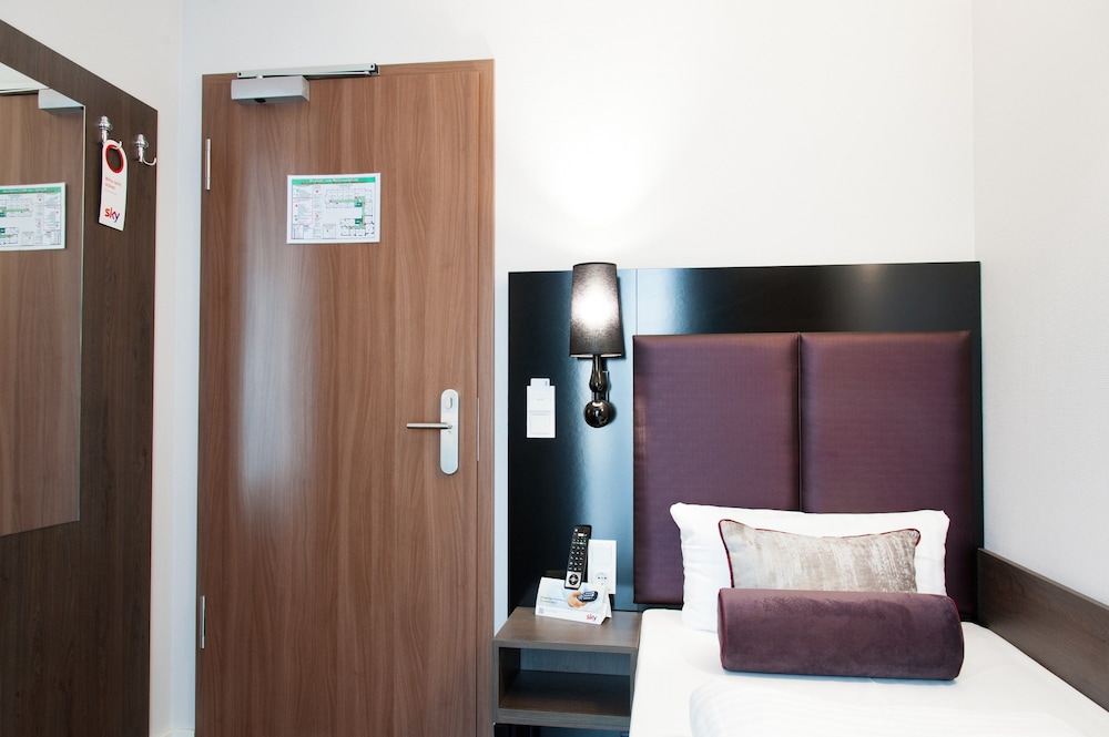 Hotel Arena an der Friedberger Warte 7