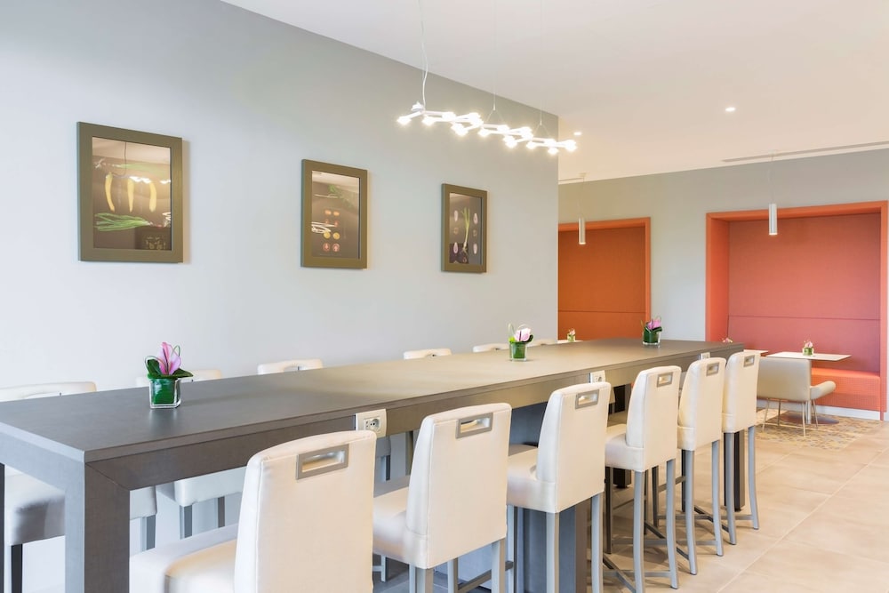 Hampton by Hilton Rome East 5