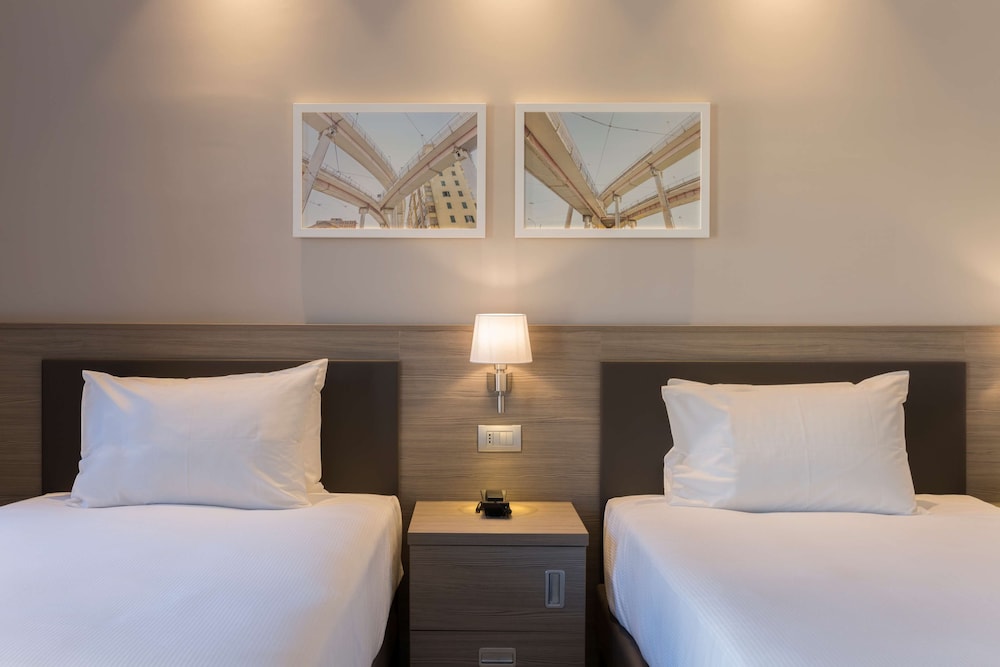 Hampton by Hilton Rome East 16
